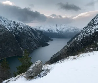 Ледяной бриллиант: Зимние фотографии Норвежских фьордов в HD