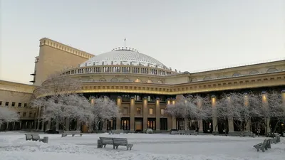 Зимняя палитра Новосибирска: Ваш выбор размера и формата фотографии