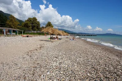 Фото пляжа Нового Афона в 4K разрешении