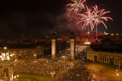 Испанские новогодние украшения: Фотографии праздничного блеска