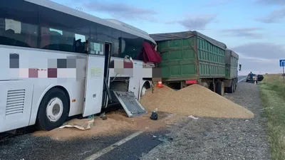 Фото общественного транспорта в Астрахани - Россия