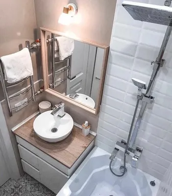 Миниатюрные ванные комнаты, полные стиля