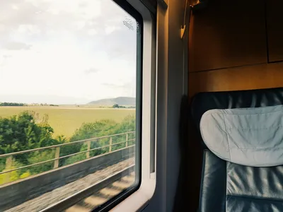 Окно поезда фотографии