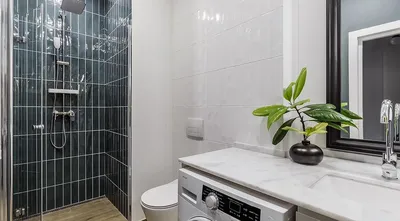 Окрашенные стены в ванной комнате: создание эффекта глубины