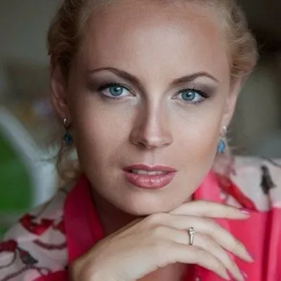 Фотография кинозвезды Оксаны Дорохиной: доступна для загрузки в webp