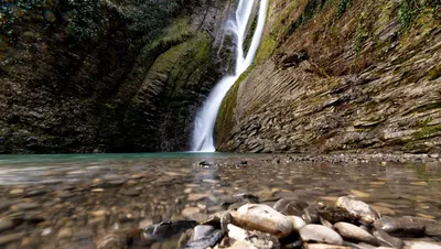 Погружение в природное великолепие: фотографии Ореховского водопада