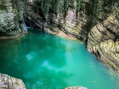 Фото Ореховского водопада в Сочи: пленительное изображение природного чуда