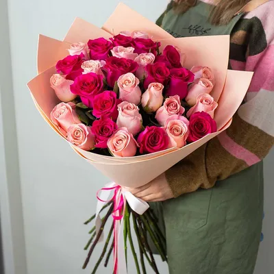 Богатый выбор картинок с оригинальными букетами из роз в разных размерах