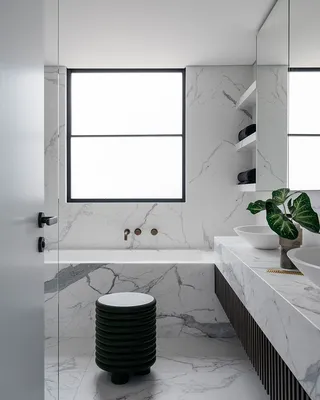 21) Фотографии ванной комнаты с плиткой в провансальском стиле