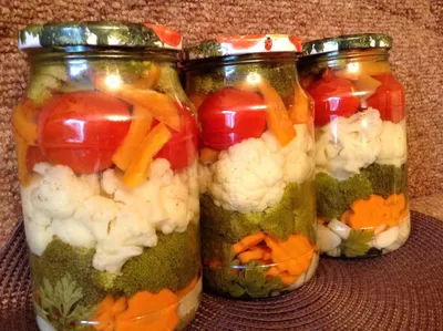 Фото: Зимние овощные салаты для скачивания в JPG, PNG, WebP