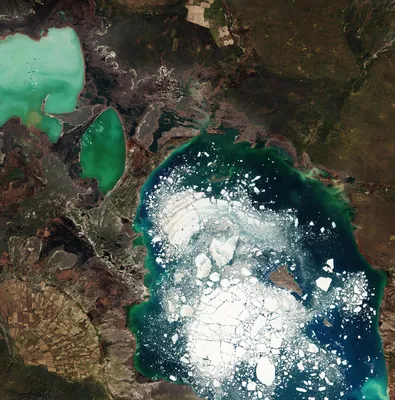 Картинки Озеро Алаколь в Казахстане - выберите формат и размер для загрузки