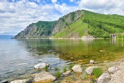 2024 фотография озера Байкал летом: загадочная атмосфера грядущего года