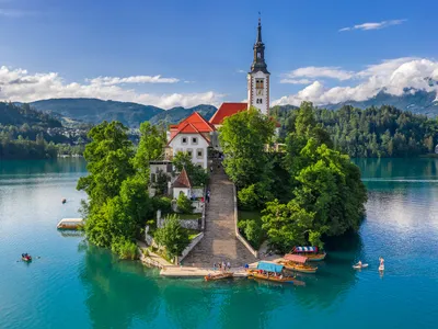 Фото озера Блед, Словения. Скачать в формате JPG, PNG, WebP.