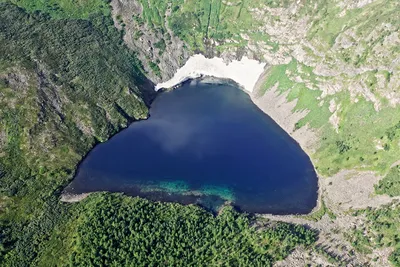 HD фото озера в Хакасии в форматах PNG, JPG, WEBP и GIF