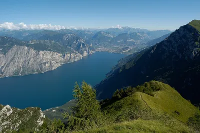 HD фотография озера Гарда: скачайте бесплатно в хорошем качестве 