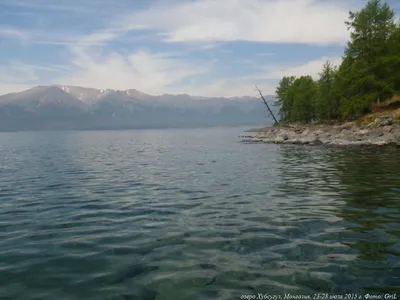 Фотография озера Хубсугул: великолепие водных просторов