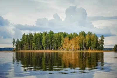 Фото на айфон с прекрасным озером Шлино