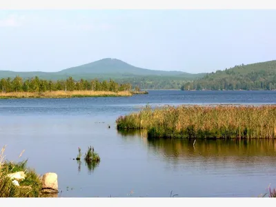 Фотка Озера Таватуй на айфон в качестве фона
