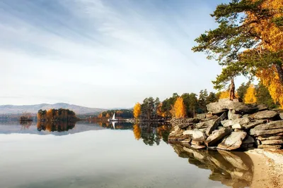 Озеро Тургояк на фотографиях: естественная симфония красок