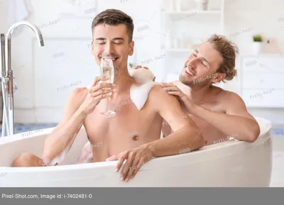 30) Пара в ванной: скачать бесплатно уютные картинки