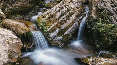 Арт фото водопадов Менделиха в HD качестве