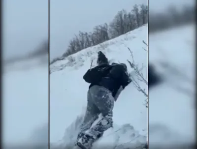 Парней в горах фотографии