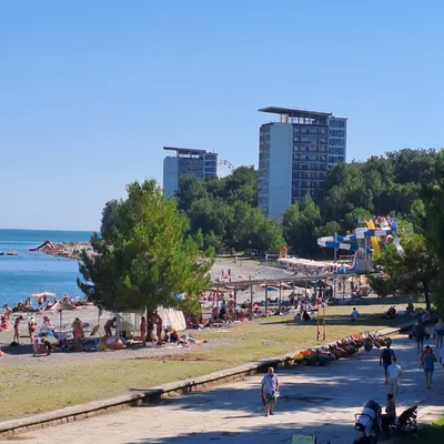 Фотографии Песчаного пляжа в Пицунде: место, где сходятся небо и море