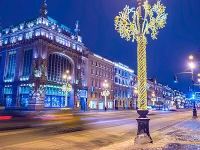 Откройте для себя красоту зимнего Петербурга: выберите размер и формат фото