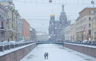 Зимний Петербург на ваших экранах: выберите размер изображения