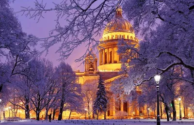 Зимний Петербург на вашем экране: выберите размер изображения