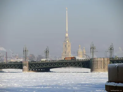 Зимняя атмосфера Петербурга: загрузите фотографию в желаемом формате