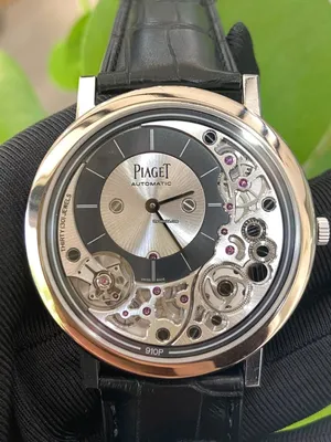 HD изображение: Piaget часы в современном дизайне