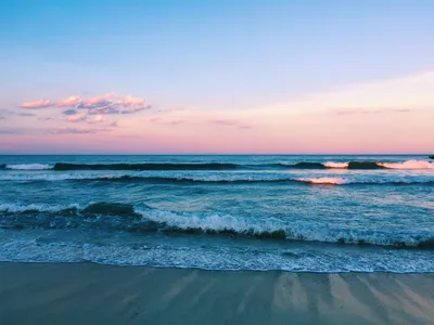 Погружение в синеву: захватывающие фотографии моря на Пинтерест