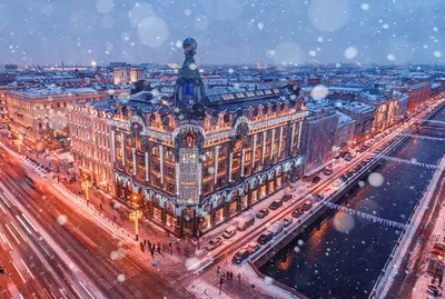 Великолепие новогоднего Петербурга в изображениях