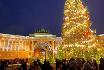 Питер в новогоднем огне: Фото-путеводитель