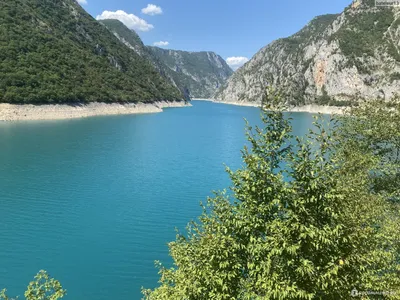 Живописные пейзажи Пивского озера на фото