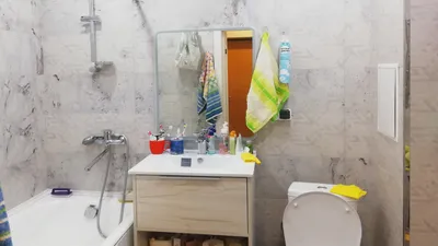 Фотографии ванных комнат с использованием пластиковых стен: идеи декора