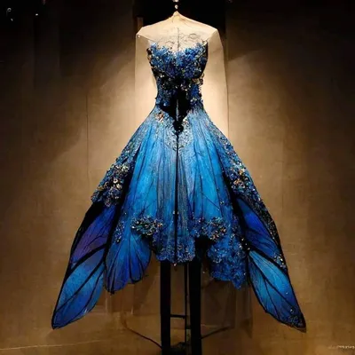 Легкое платье бабочка в формате WebP