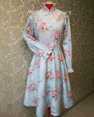 Уникальное фото платья из роз: запоминающийся образ