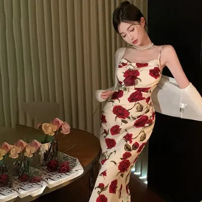Фото платья из роз: стильное и привлекательное