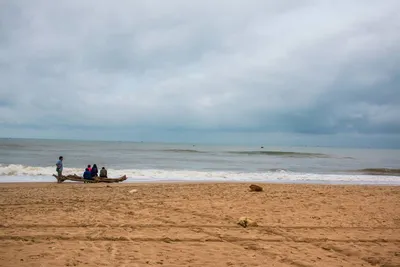 Пляж Бага: песчаные дюны и бирюзовое море