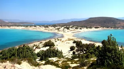 Пляж Элафониси на Крите: насладитесь кристально чистой водой