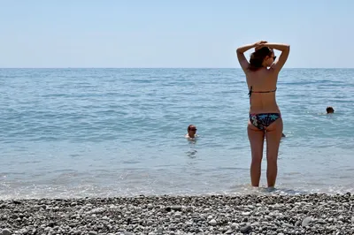 Пляж Инжир Балаклава: фотографии, погружающие в мир спокойствия и красоты