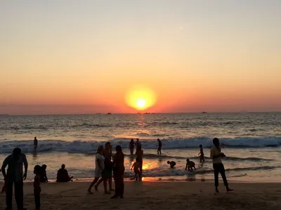 Фотографии пляжа Калангут, чтобы увидеть его живописные закаты