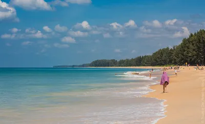 Пляж май кхао: где солнце, песок и море воплощаются в жизнь