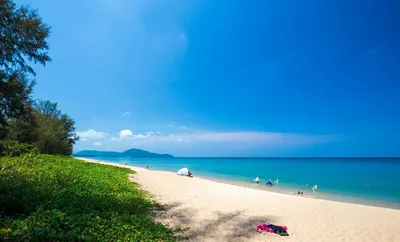 Пляж май кхао: место, где можно забыть о реальности