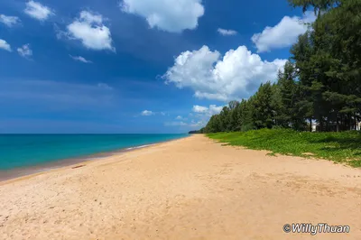 Фотографии пляжа Май Кхао на экране