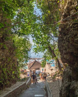 Великолепные фото Пляжа Паданг Паданг Бали: отдых и релаксация