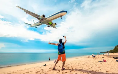 Фото: Пляж с самолетами в Пхукете - великолепные кадры с взлетами и посадками.