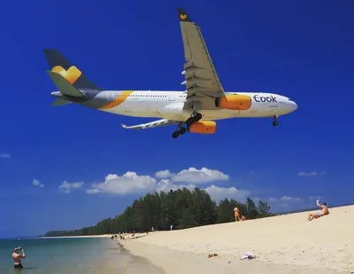 Изображения пляжа с самолетами в Пхукете: скачать в 4K разрешении